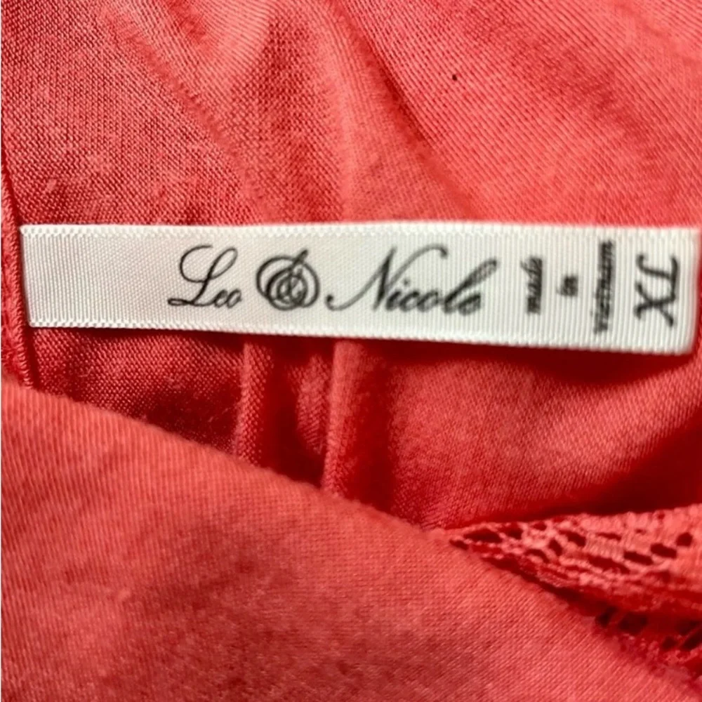 Leo Nicole~Women’s Lace Coral Blouse XL – Romantic, Soft, Flowy - Picture 6 of 9